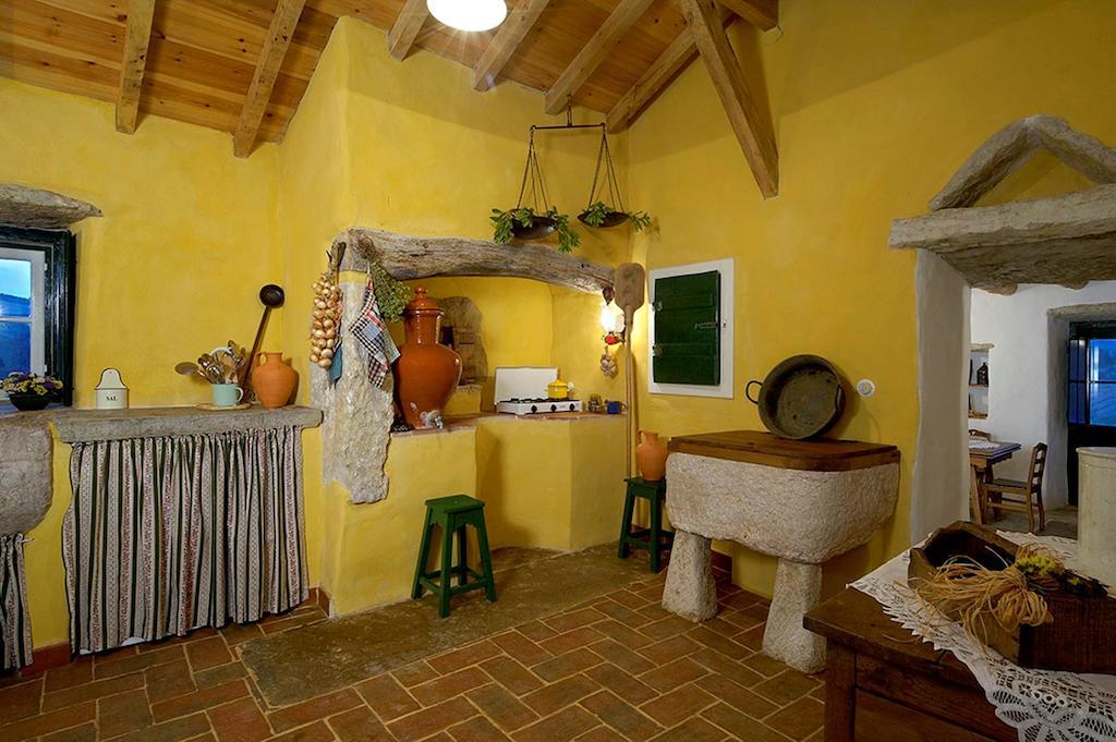 Aldeia Da Mata Pequena Hotel Mafra Bilik gambar